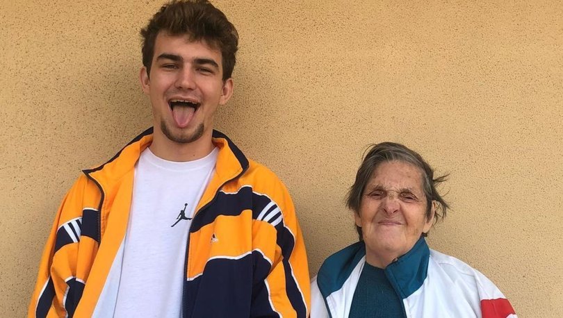 Anneannesi Vefat Eden Berkcan Güven'den Kahreden Paylaşım