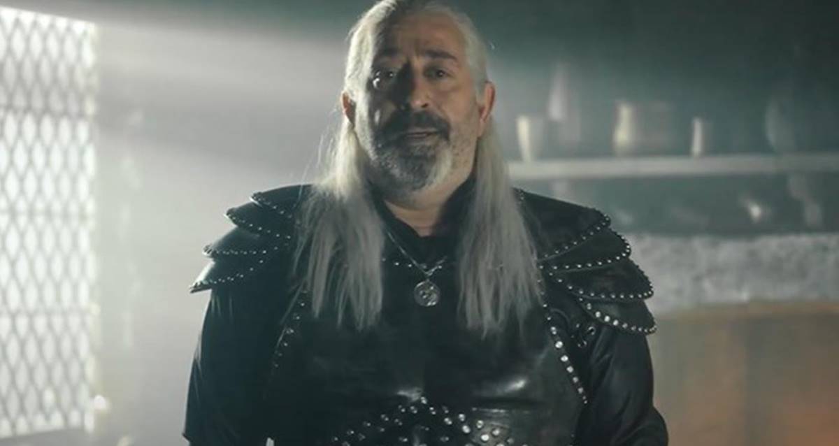 Cem Yılmaz’ın Yeni Şovundan Witcher Kostümlü Video!