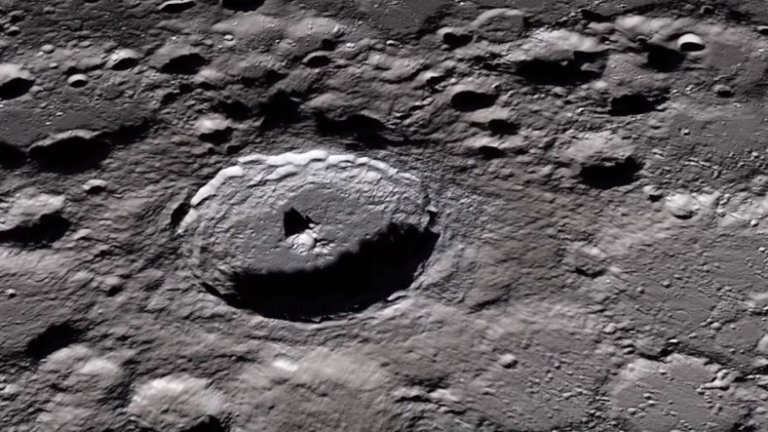 Astronomlar Uyardı: Space X Roketi Ay’a Çarpabilir