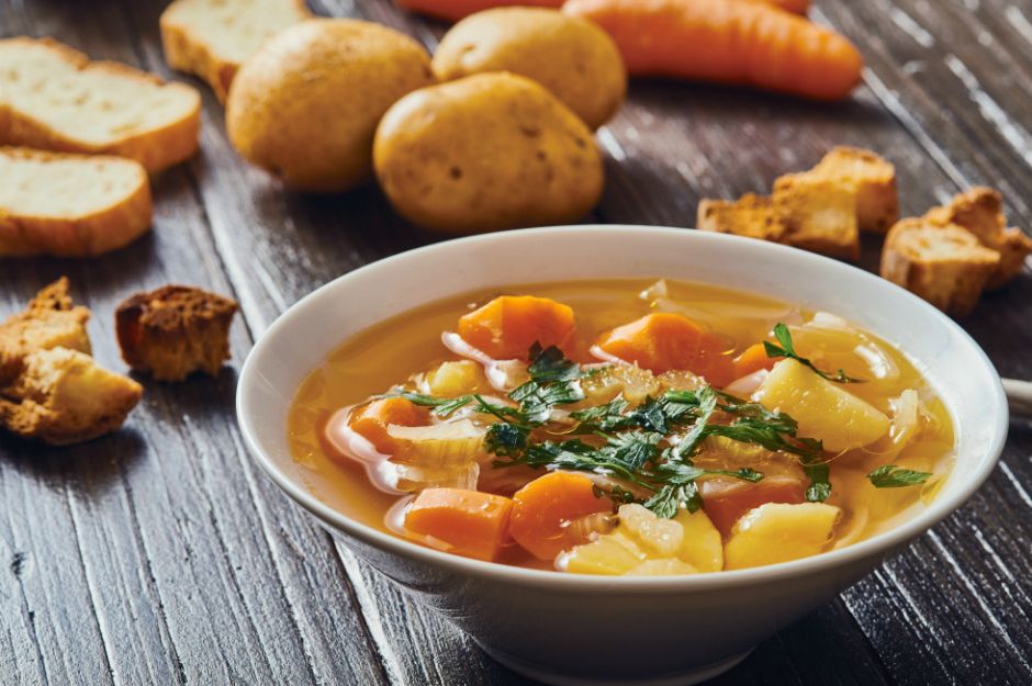 İçinde Şifa Barındıran Kış Çorbası: Kış Sebzeli Çorba Tarifi