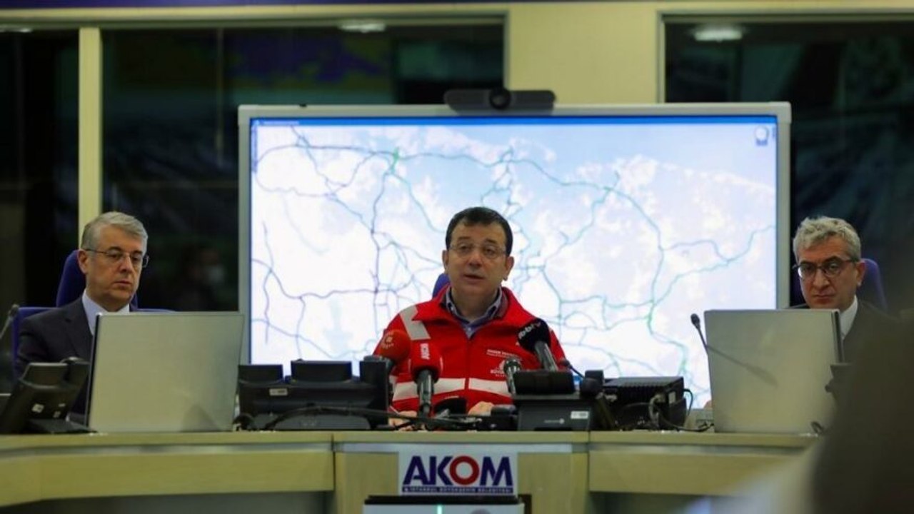 Ekrem İmamoğlu: "Zor Durumda Kalan Vatandaşlardan Özür Dilerim"