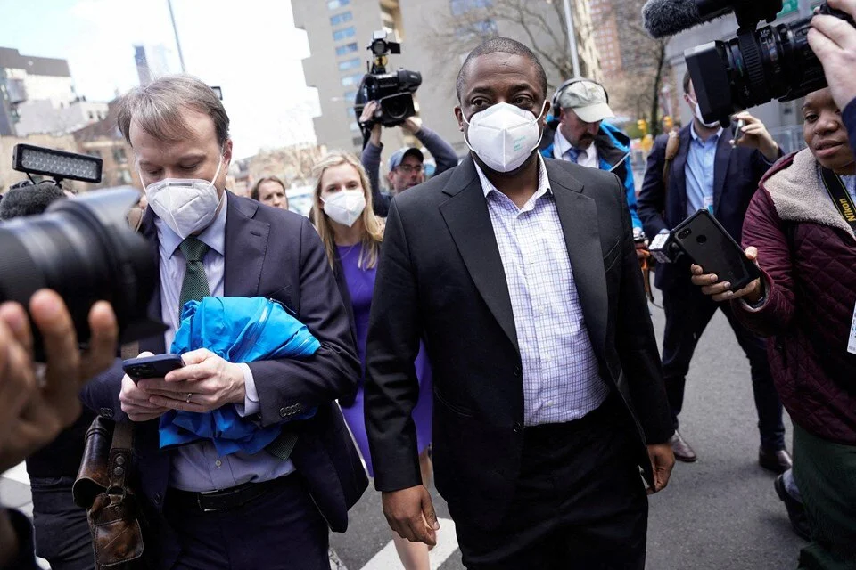 New York Valiliğinde Dolandırıcılık İddiası İstifa Getirdi