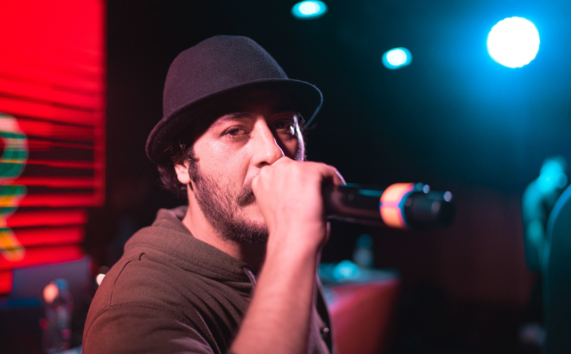 Beta Lakaplı Rapçi Berk Bayındır 8. Kattan Düşerek Hayatını Kaybetti