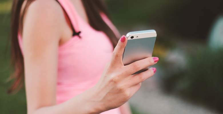 Telefon Tutuş Şekliniz Kişiliğiniz Hakkında İpuçları Veriyor