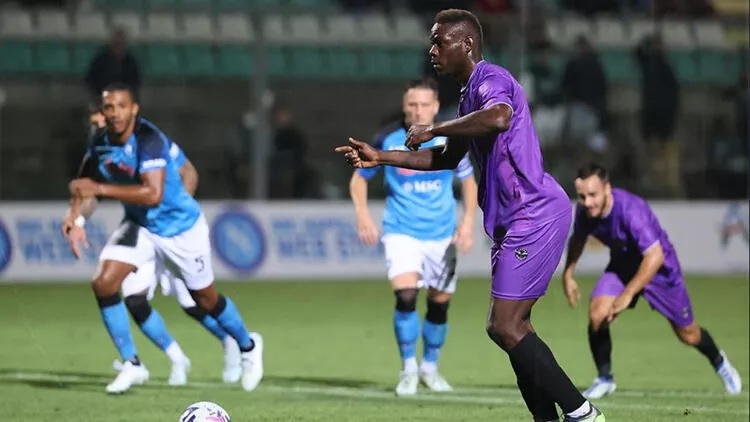 Adana Demirspor Napoli’yi Salladı Ama Yıkamadı