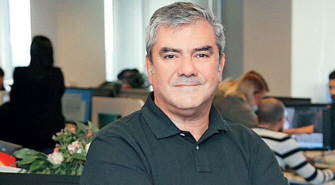 Yılmaz Özdil'den Dikkat Çeken Mavi Bidon Paylaşımı