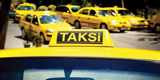 Buğra Gökçe: Taksi Sorununun Temeli Çok Açık!
