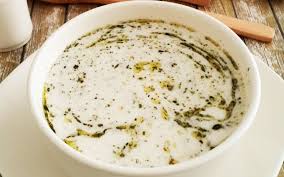 Yaz Sofralarının Vazgeçilmezi, Nefis Buğdaylı Yoğurt Çorbası Nasıl Yapılır?