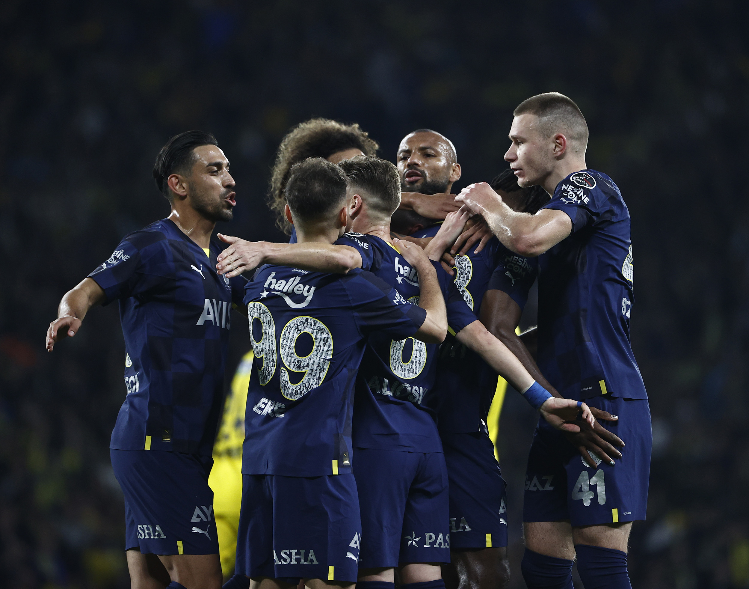 Fenerbahçe Yelken Doldurdu: “5-2!”