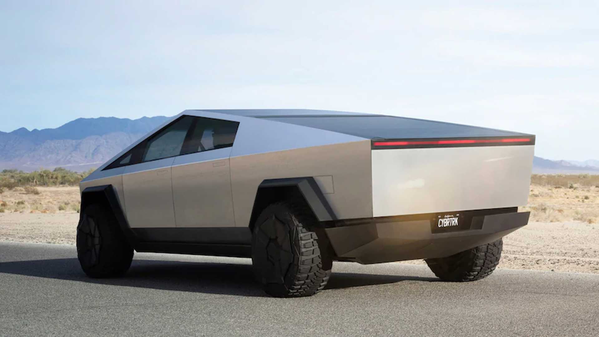 Elon Musk’tan Dikkat Çeken Açıklama: Cybertruck Suda Gidebilecek