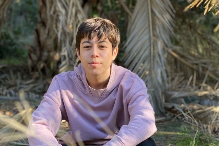 Alp Akar Kimdir, Kaç Yaşında?