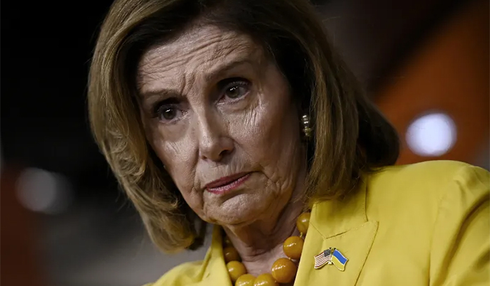 Nancy Pelosi’den Trump’a: Onu Yumruklamak İstiyorum