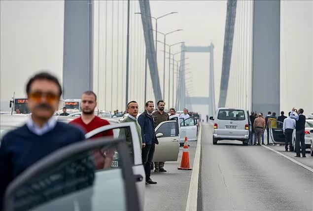 09:05 Tüm Türkiye'de Hayat Durdu!