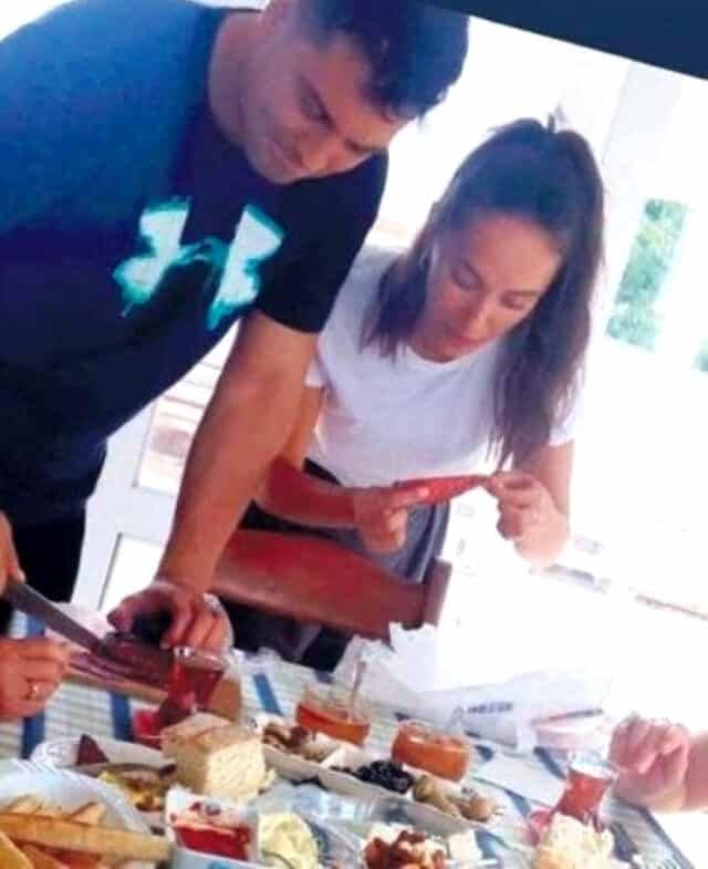 Uzun Süredir Birlikte Görülmemişti!