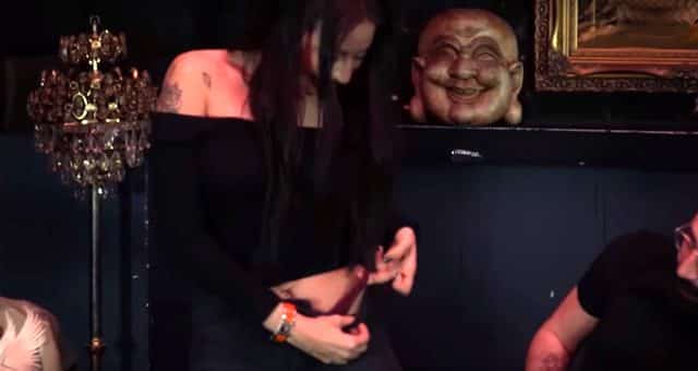 Zeynep Alkan'ın İç Çamaşırını Göstermesi Büyük Yankı Uyandırdı!