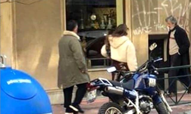 Defne Samyeli'den Cem ve Serenay İlişkisine Gönderme!