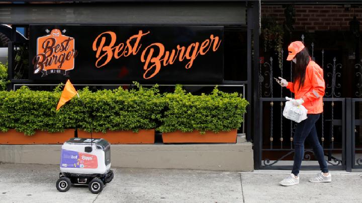 Koronavirüsle Mücadelede Sırada Robot Kuryeler Var