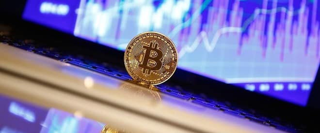 Visa Coinbase'e Hesap Kartı İçin Yetki Verdi!