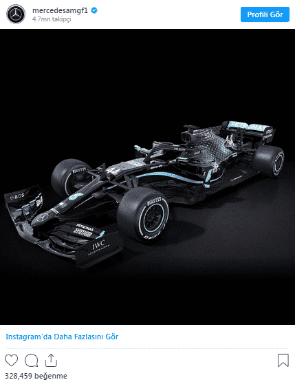 Mercedes Yeni Sezon Tanıtımını Yaptı: Irkçılığa Karşı Dikkat Çekti!