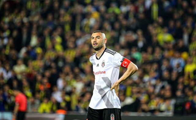 Burak Yılmaz'a Üç Farklı Kulüpten Teklif Geldi