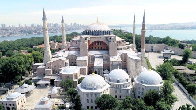 ABD de Ayasofya Kararına Tepki Gösterenlerin Arasında Yer Aldı