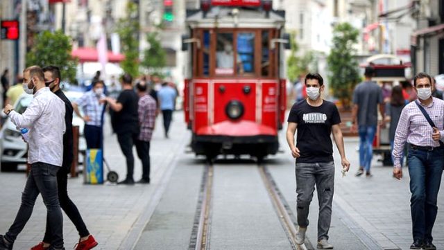 Covid-19'da Bazı İnsanların Belirti Göstermeden Virüsü Atlatması Neyle İlgili?