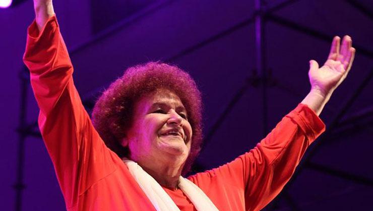 Selda Bağcan: Açık Giyinmek Bana Ayıp Geliyor