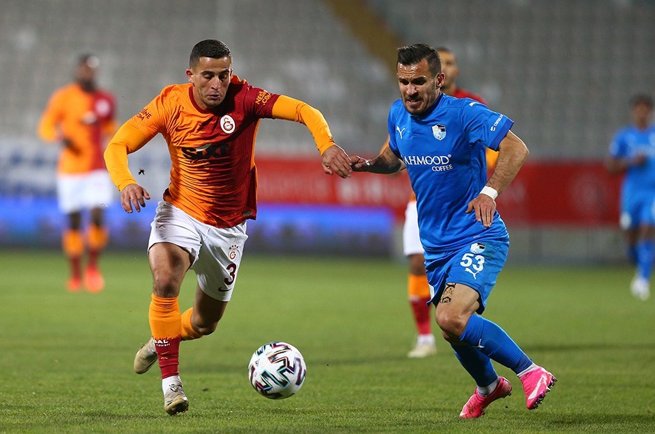 Galatasaraylı Oyuncu Havai Fişekle Yaralandı! Görme Kaybı Var!