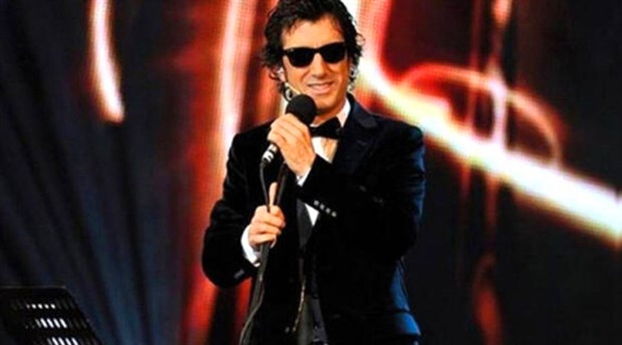 Ayna Grubu'nun Solisti Erhan Güleryüz'den Zehir Zemberek Sözler