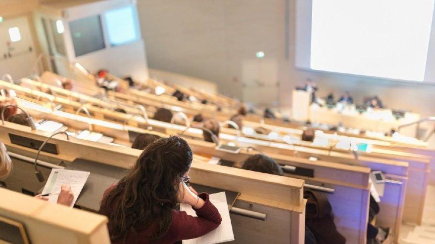 Son Dakika: Üniversitelerde Yüz Yüze Eğitimin Detayları Açıklandı!