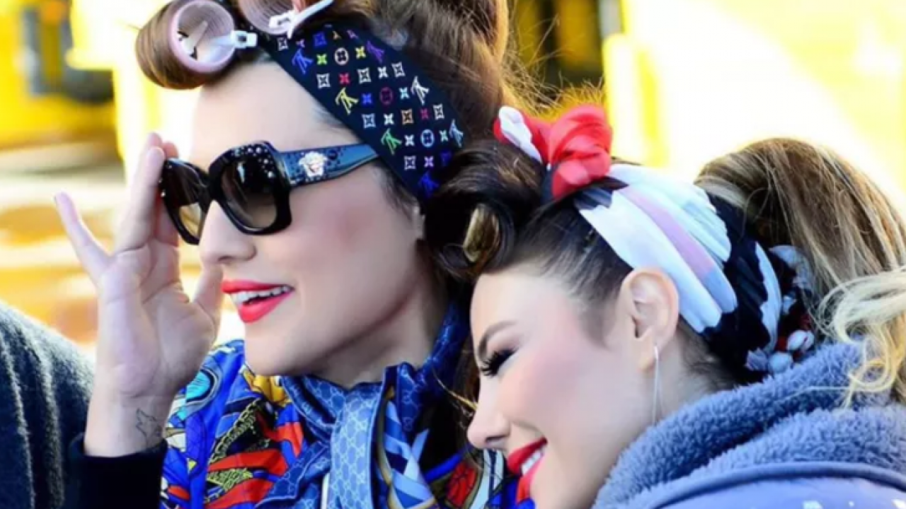 Alişan Küs Olan Demet Akalın ve Esra Balamir'i Barıştırdı!