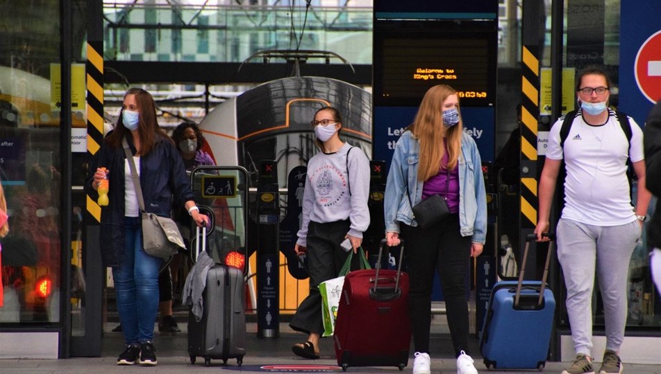 Uluslararası Seyahatle İlişkili 104 Kişide Çift Mutant Saptandı!