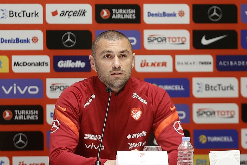 Burak Yılmaz: “Çok Güzel Teklifler Var!”