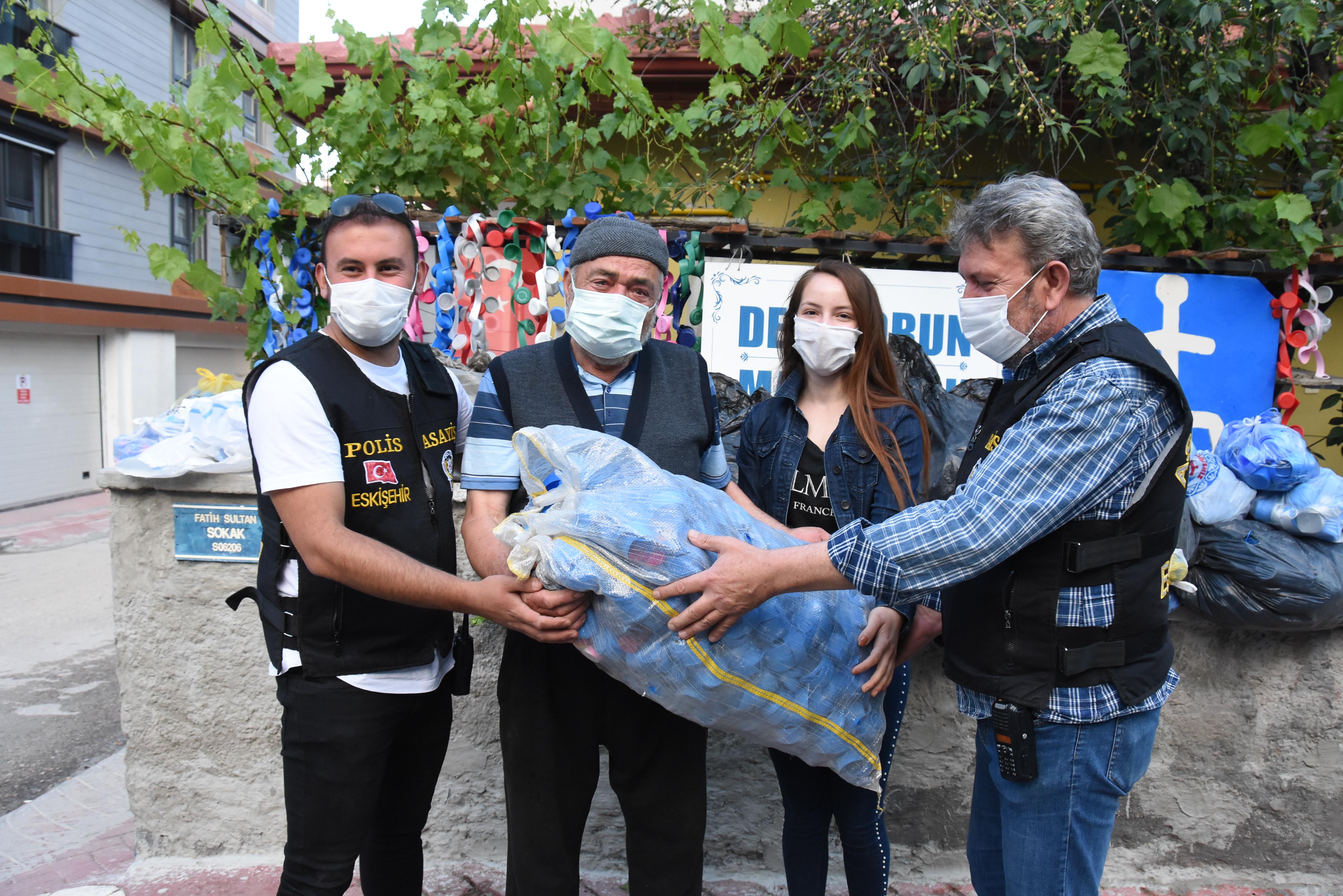 Mavi Kapak Hırsızı Yakalandı