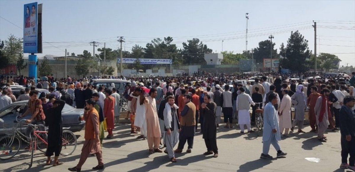 Afganistan’dan Kaçış: 5 Kişi Hayatını Kaybetti