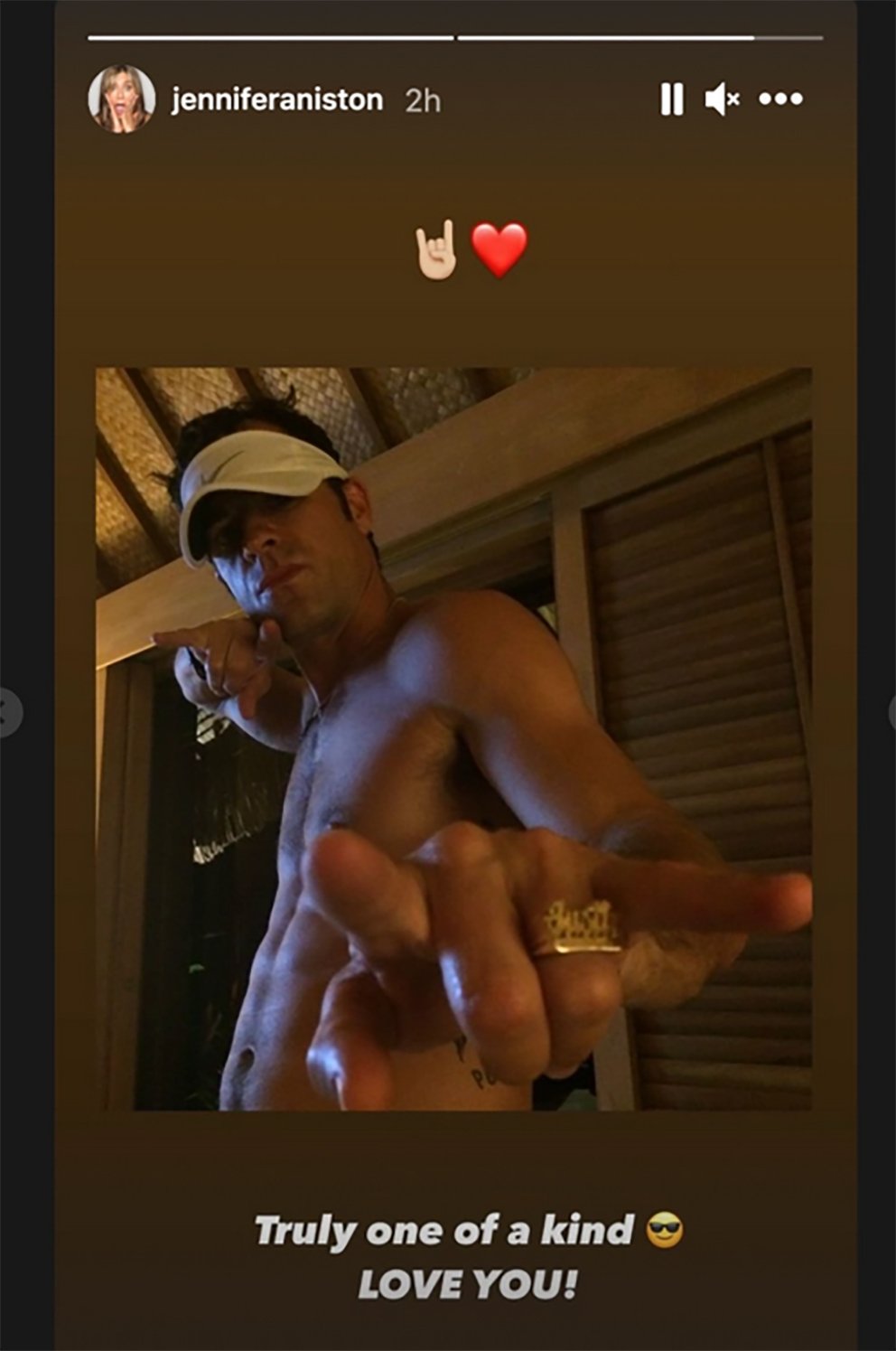 Aniston, Sosyal Medya Hesabından Eski Eşinin Doğum Gününü Kutladı