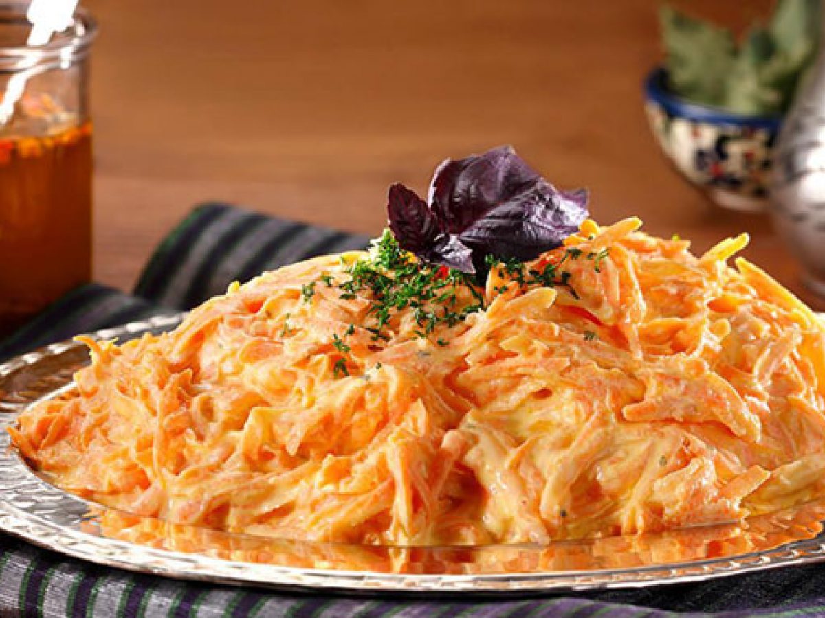 En Pratik Meze: Havuç Tarator Tarifi