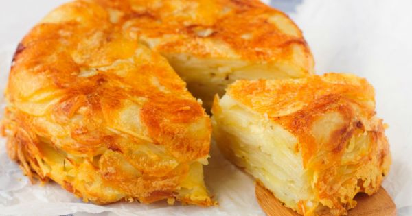 Börek Tadında Patatesli Kek Tarifi