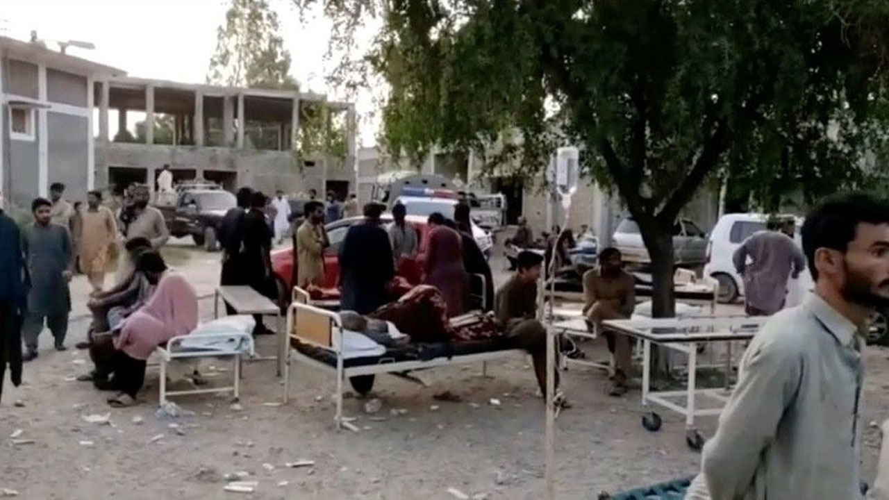 Pakistan’da Büyük Deprem: En Az 20 Kişi Hayatını Kaybetti