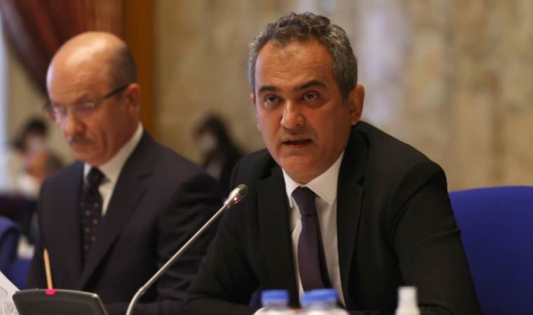 Bakan Özer’den Öğretmenler İçin Ara Tatil Açıklaması