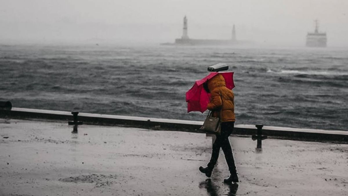 Fırtına Nedeniyle 5 Şehirde Okullar Tatil Edildi