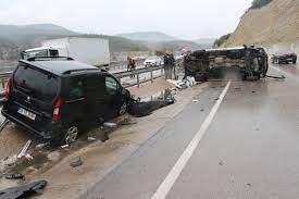 Trafik Kazası Bir Can Daha Aldı, Araçtan Fırlayan Vatandaş Feci Şekilde Can Verdi