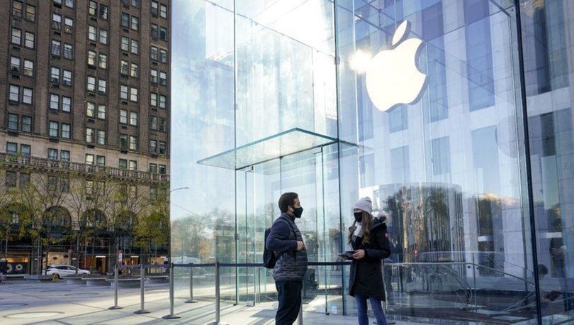 Apple 12 Mağazasını Daha Kapatma Kararı Aldı