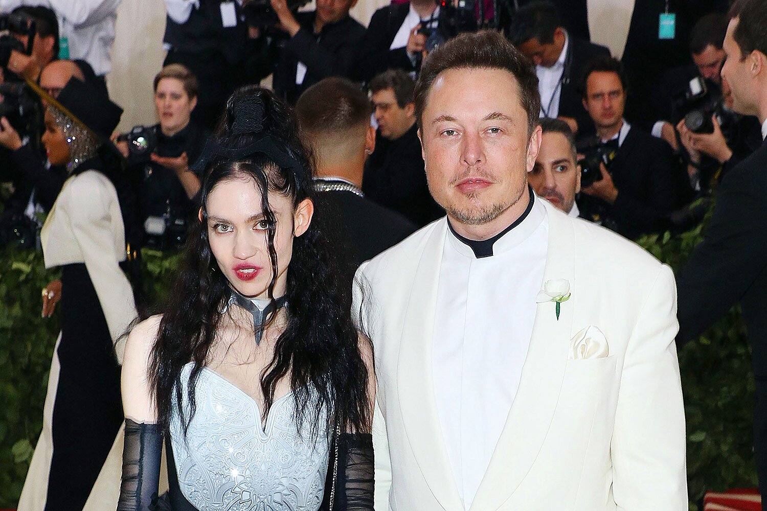 Elon Musk ile Grimes Ayrılığının Sırrı Şarkı Sözlerinde Saklı