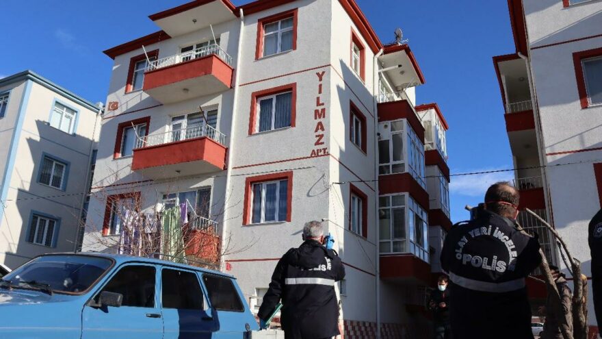 Kayseri’de Facia: Karısını ve Çocuğunu Bıçaklayarak Katletti