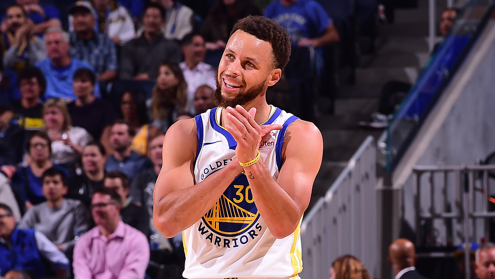 Stephen Curry, NFT Ayakkabılarını Satışa Çıkarıyor