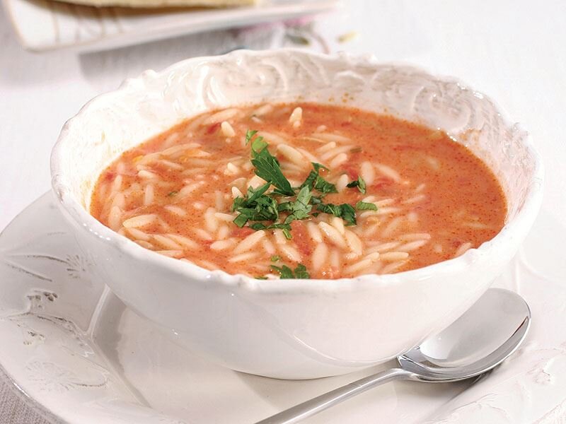 Tam Kıvamında Arpa Şehriye Çorbası Tarifi