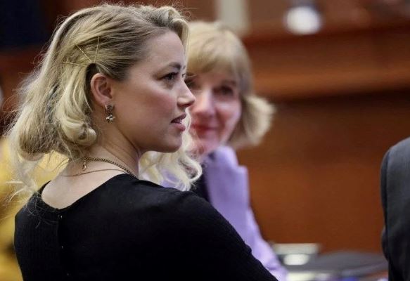 Amber Heard 10 Milyon Dolar Tazminatı Ödememek İçin Yeni Yollar Arıyor
