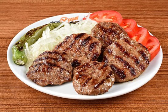 Köfteci Yusuf'un Tarifi İle Mangal Köfte Nasıl Yapılır?