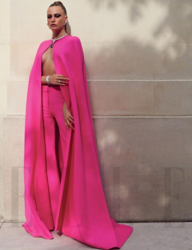 Serenay Sarıkaya Pembe Takımıyla Büyüledi